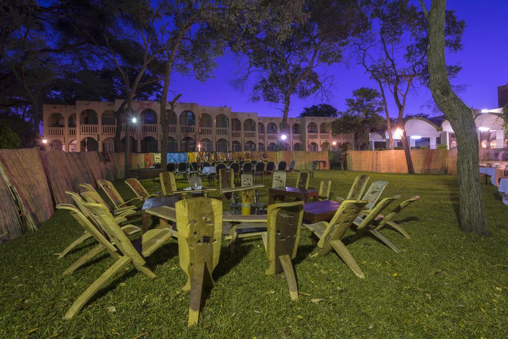 Victoria Falls Rainbow Hotel Exterior foto